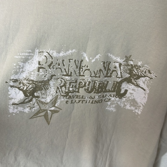 🧴Banana Republic Graphic Tee🧴 - Picture 3 of 5